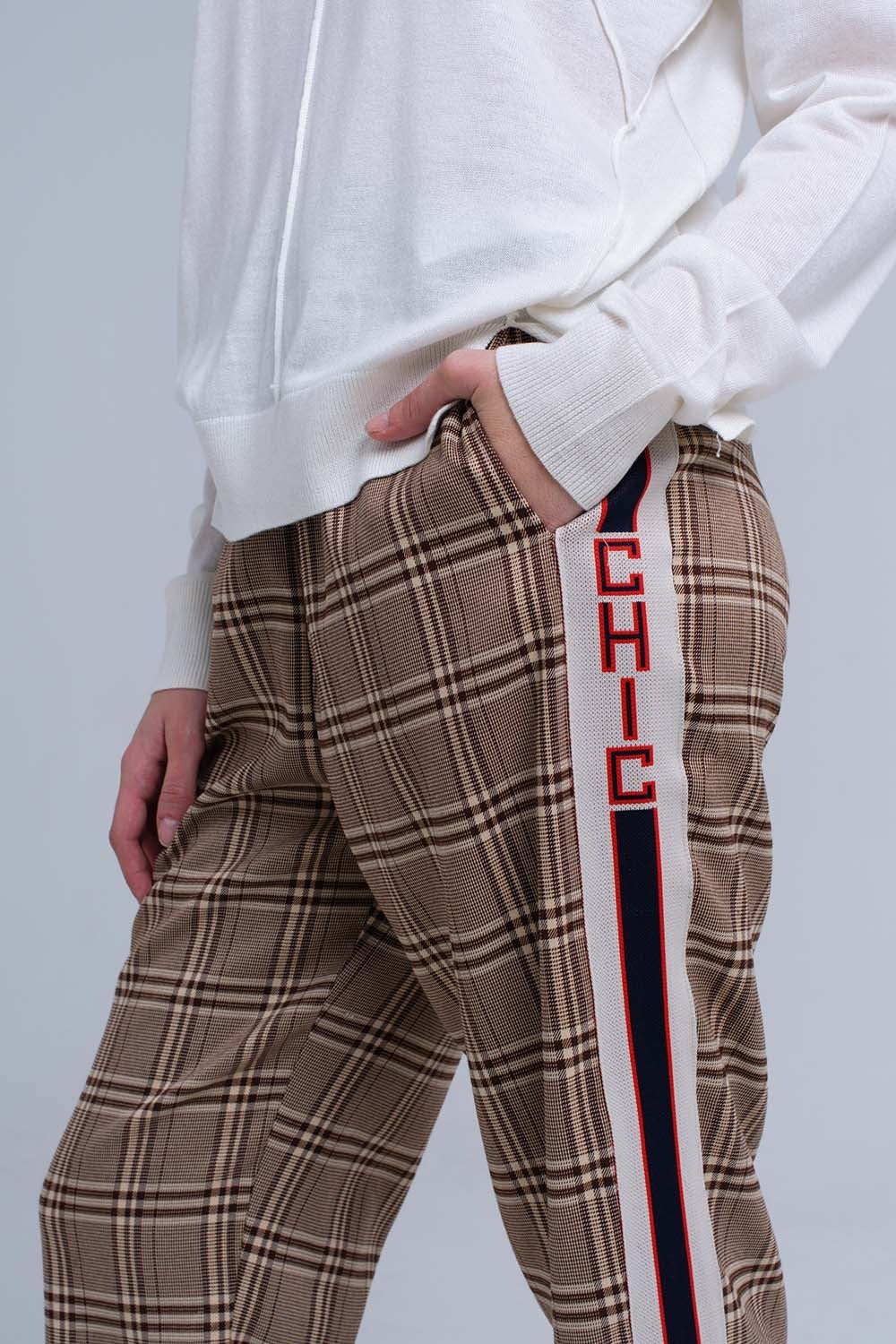Pantalon à motif tartan marron