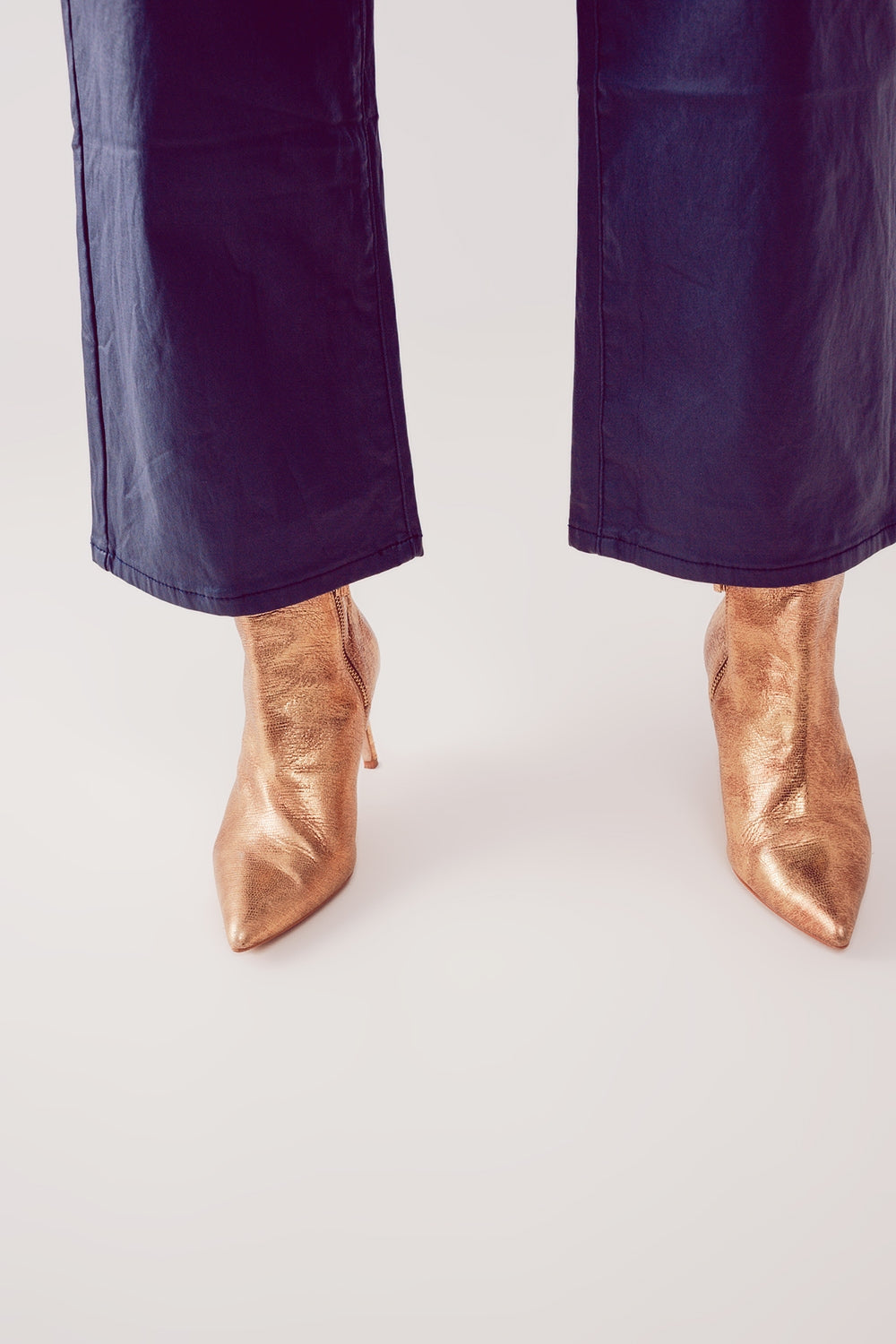 Pantalon ample en similicuir bleu