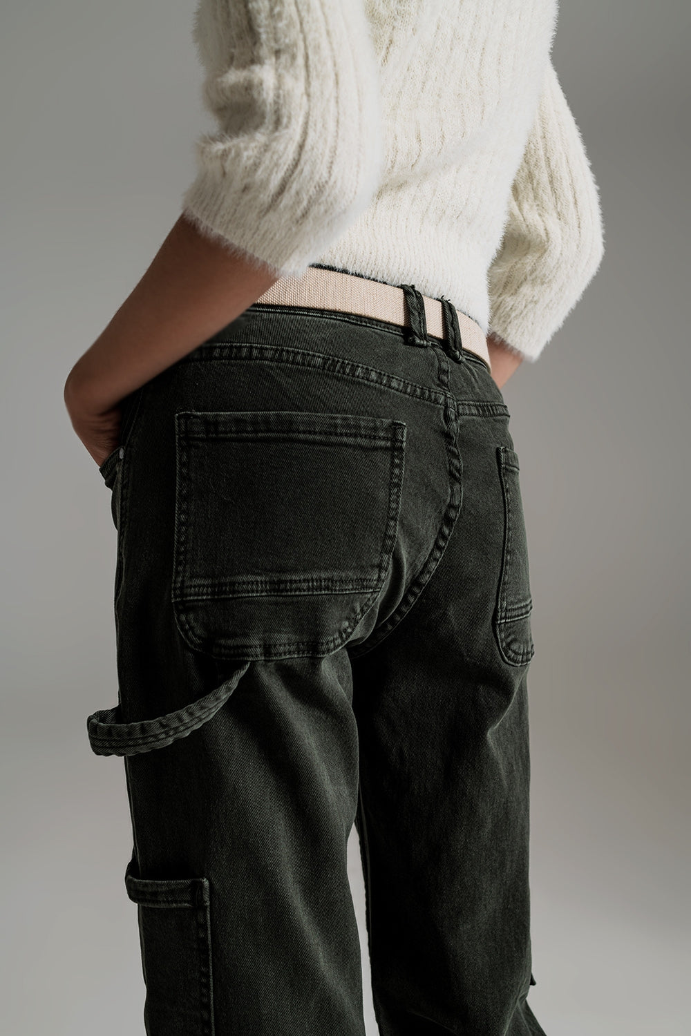 Pantalon cargo à jambes droites en vert foncé
