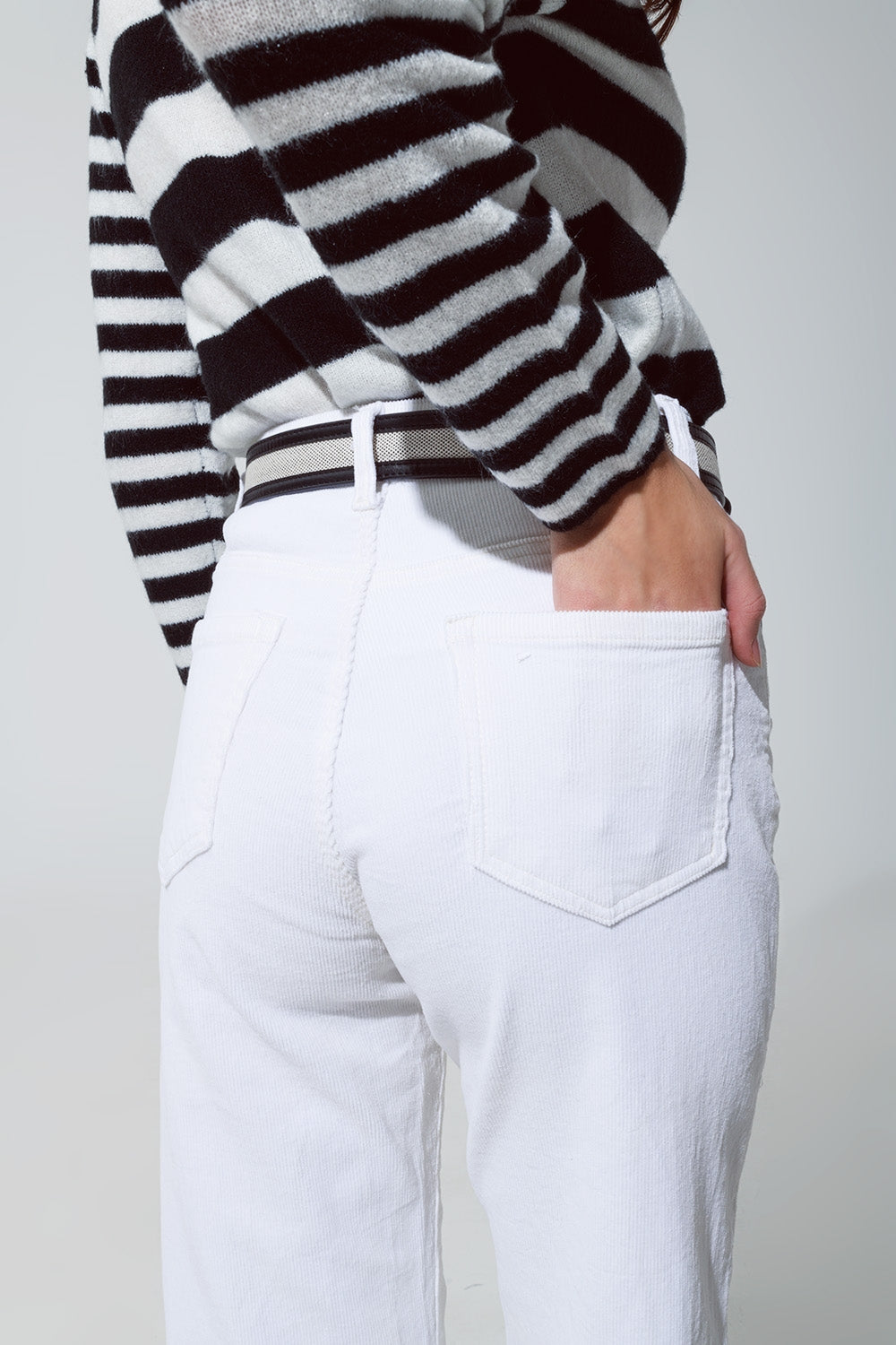 Pantalon court en velours côtelé blanc