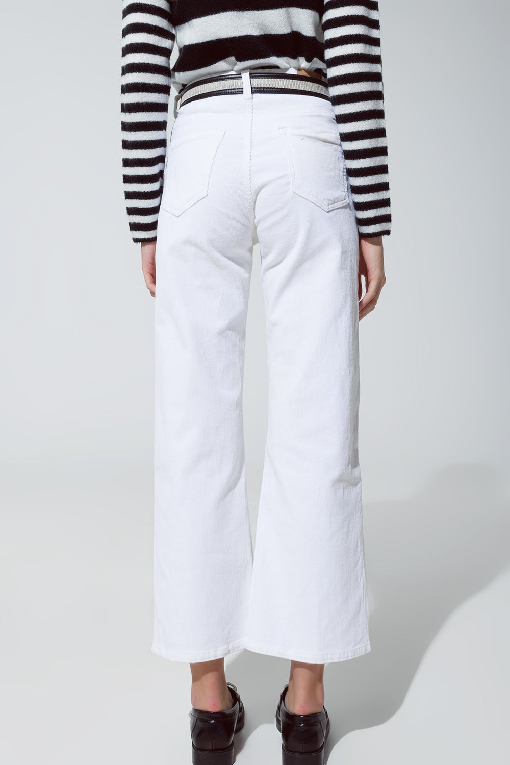 Pantalon court en velours côtelé blanc