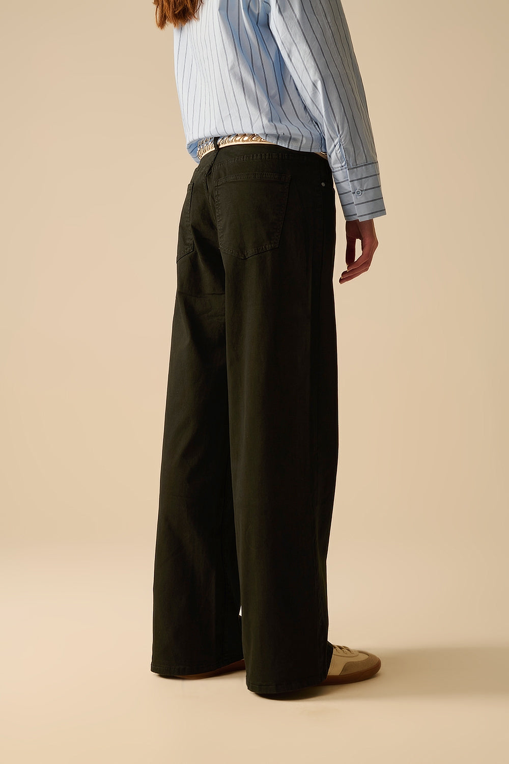 Pantalon droit noir à jambes larges
