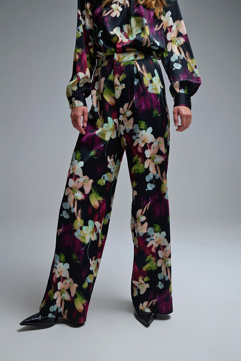 Pantalon fluide à imprimé floral en tissu satiné avec poches latérales