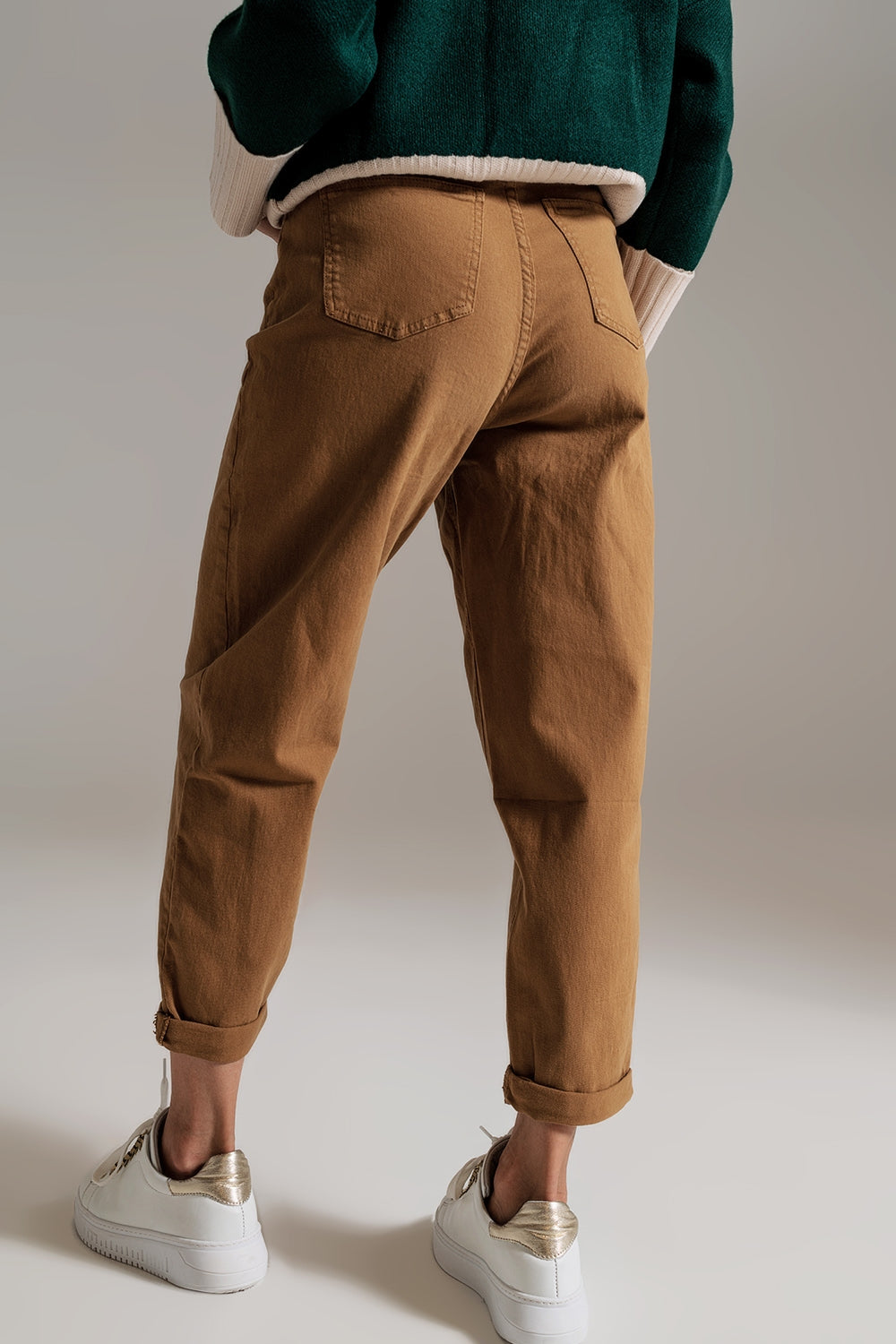 Pantalons amples détenteurs de détail des poches à la taille