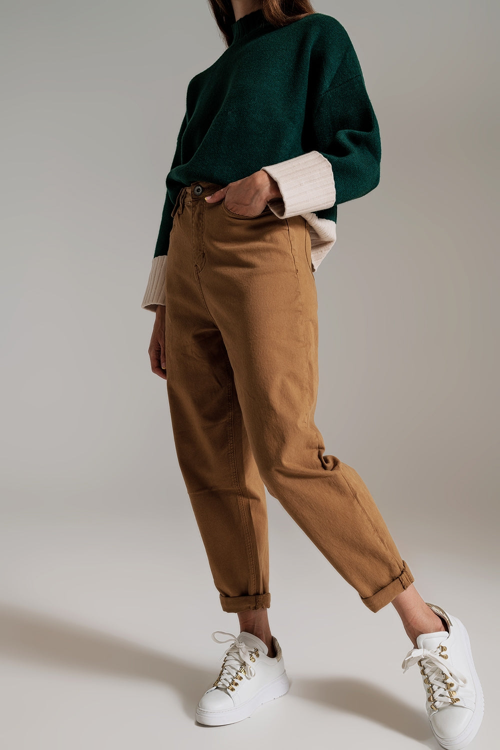 Pantalons amples détenteurs de détail des poches à la taille