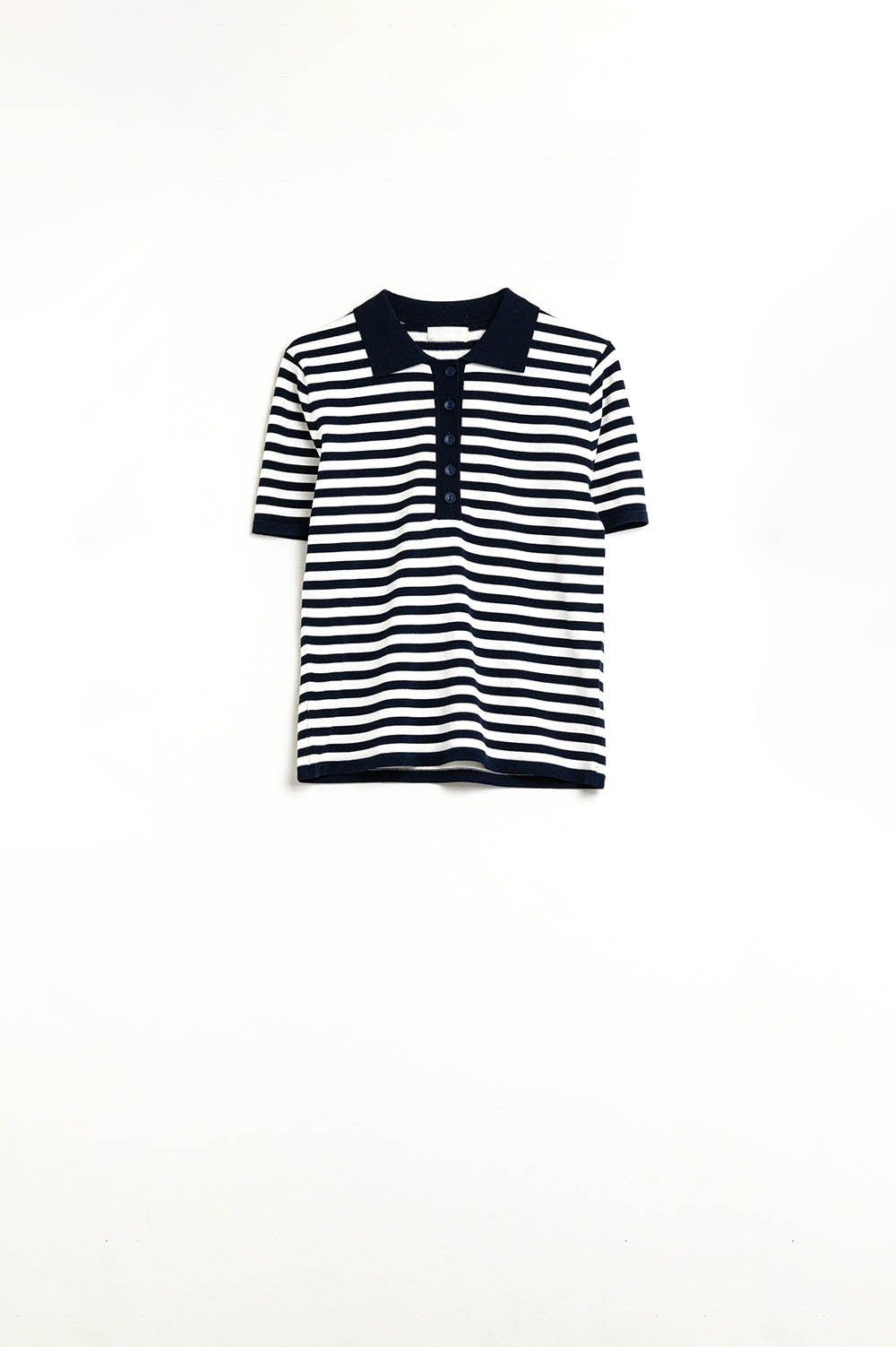 Polo en maille rayée marine et blanche