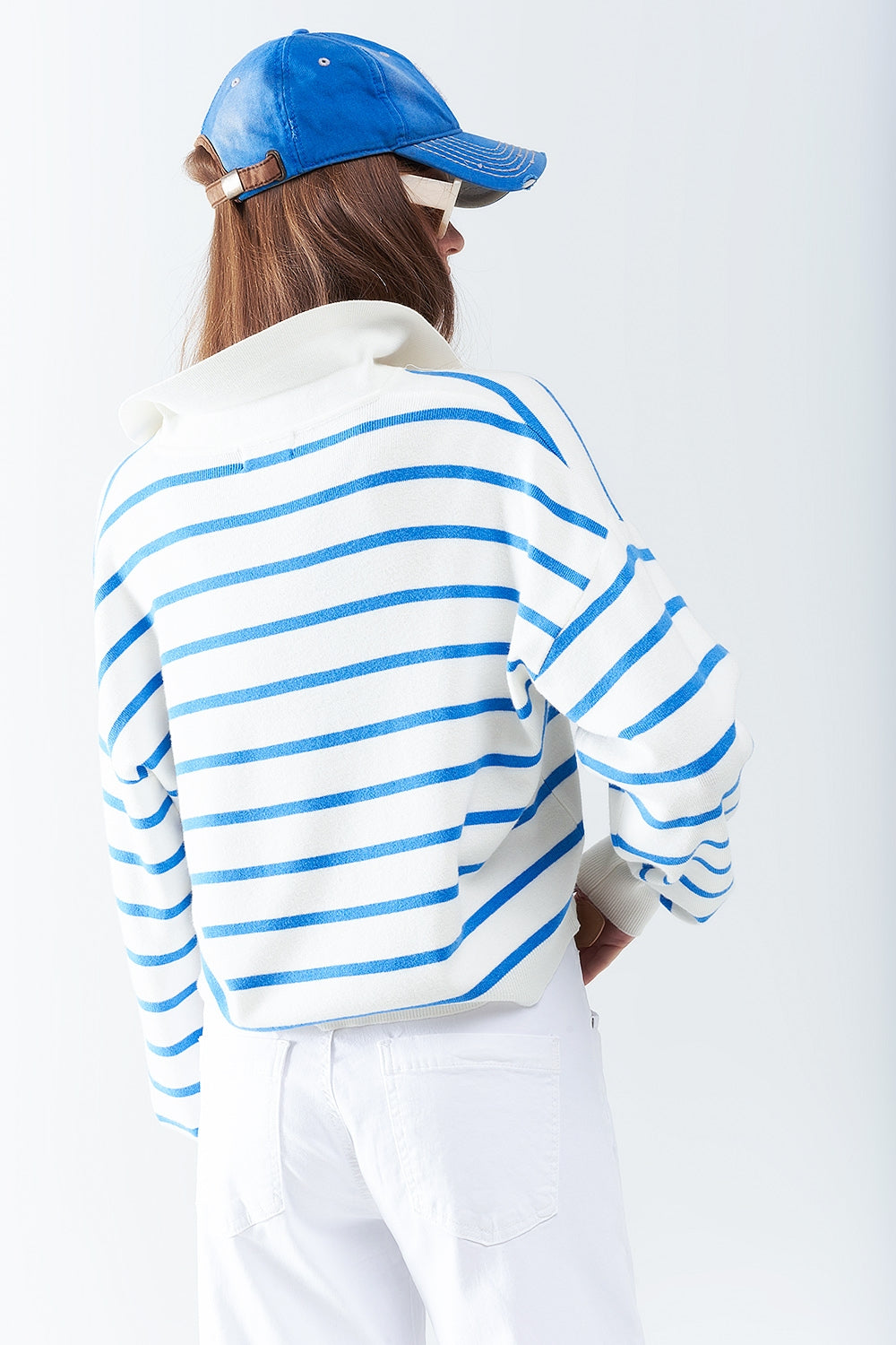 polo en tricot doux à rayures bleues