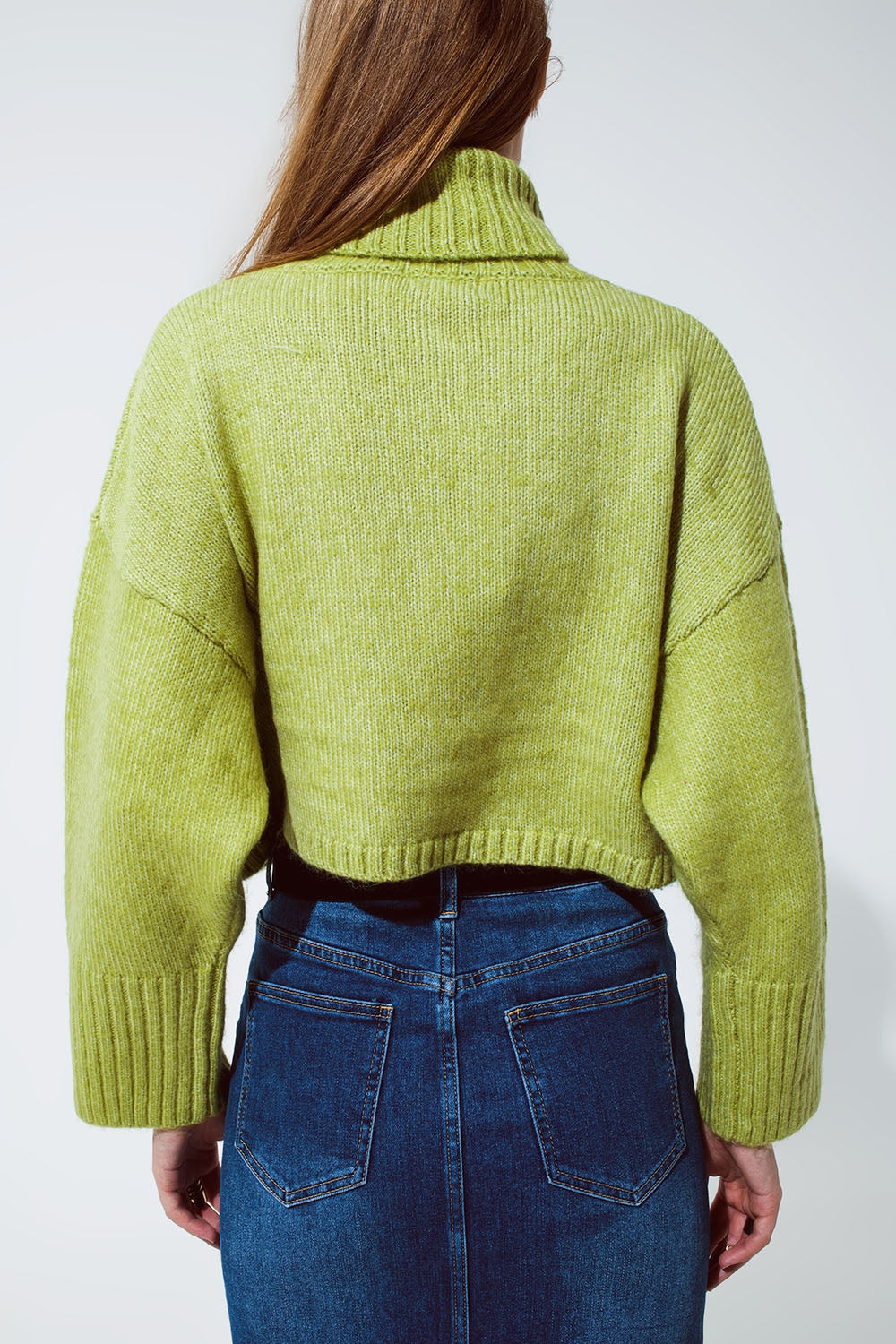 Pull à col roulé court en maille épaisse vert
