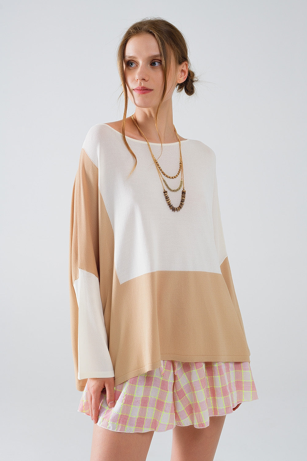 Pull à manches chauve-souris en blocs de couleur blanc et beige