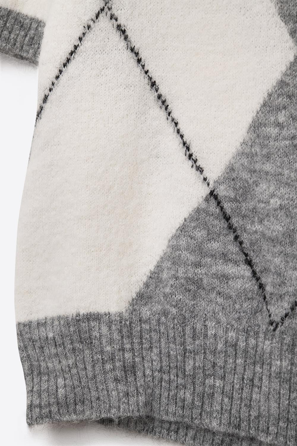 pull ˆ manches courtes avec imprimé diamant en gris et blanc