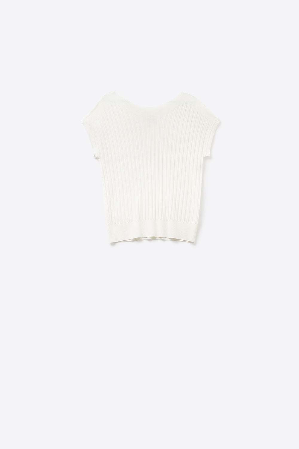 Pull blanc tricoté en fines côtes avec col bateau