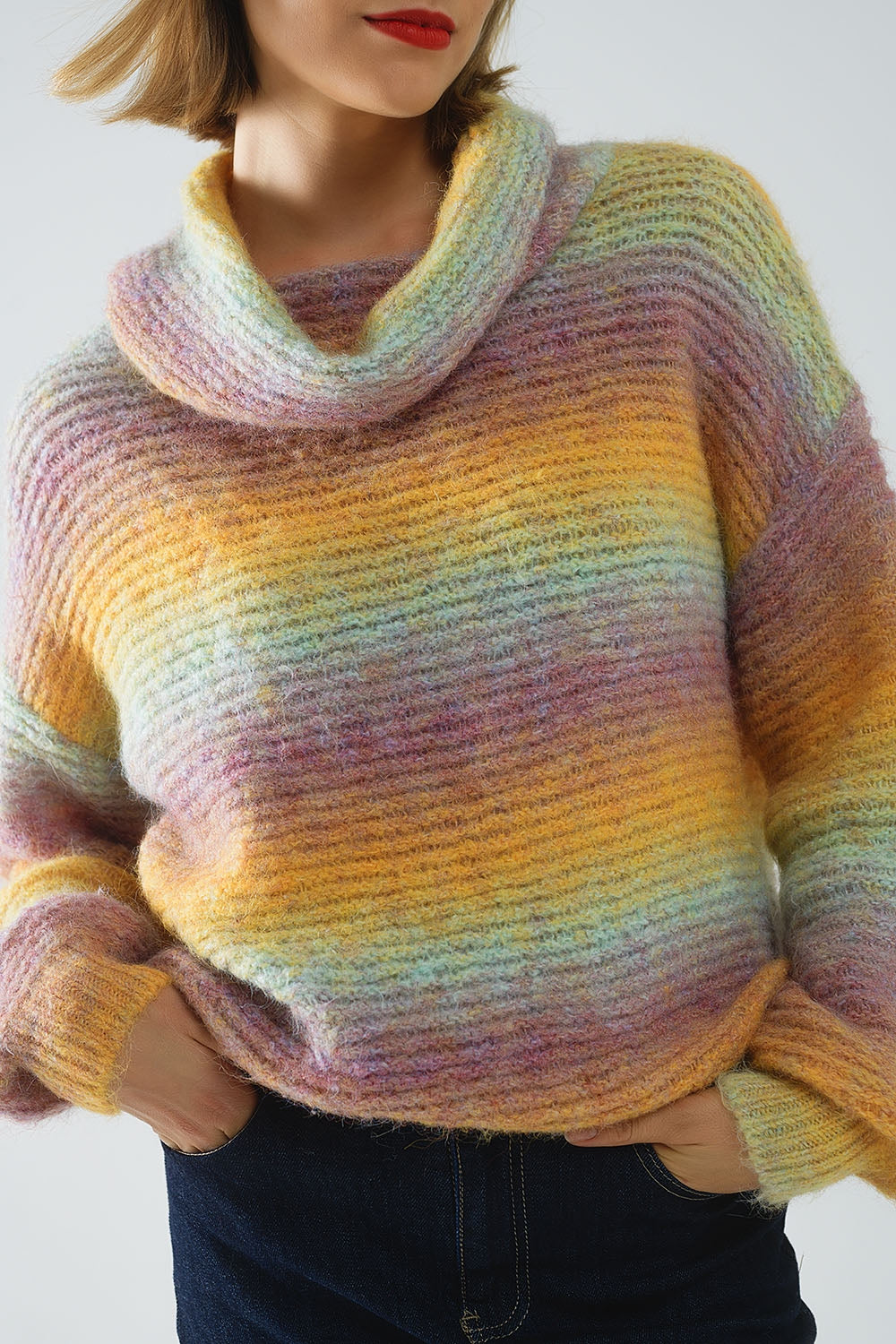 Pull Comfy à col roulé surdimensionné en multicouleure