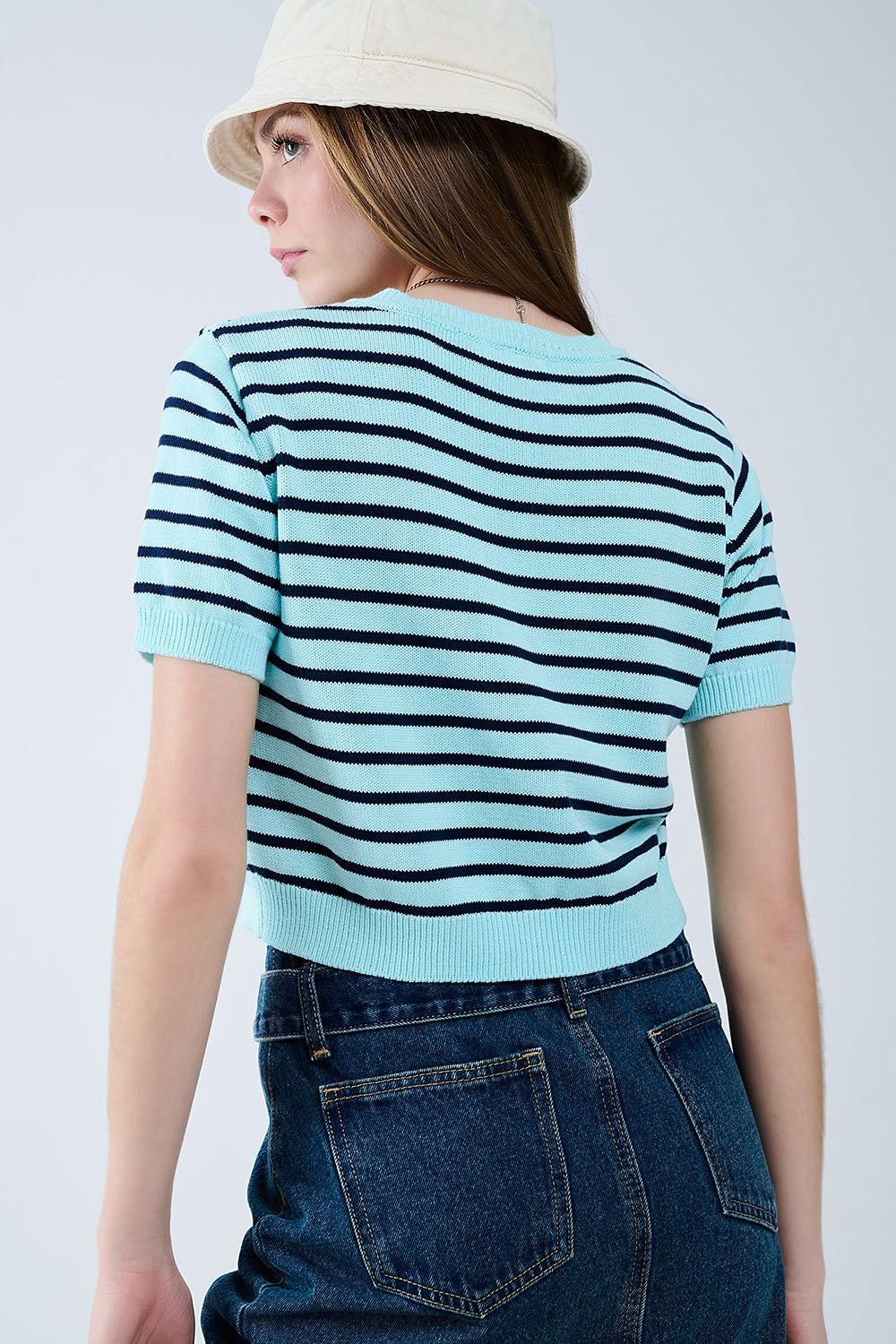 Pull court vert menthe à rayures bleu marine