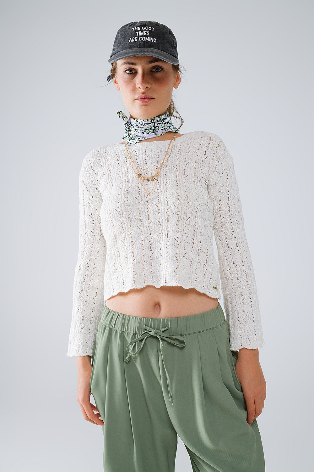 Pull crème à manches évasées