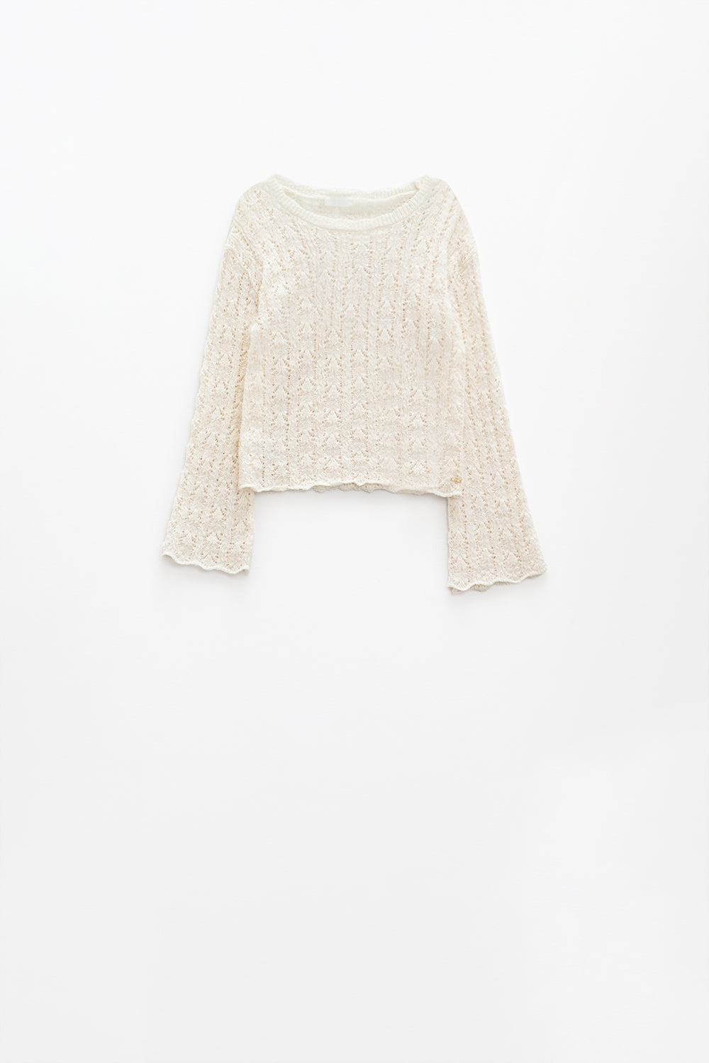 Pull crème à manches évasées
