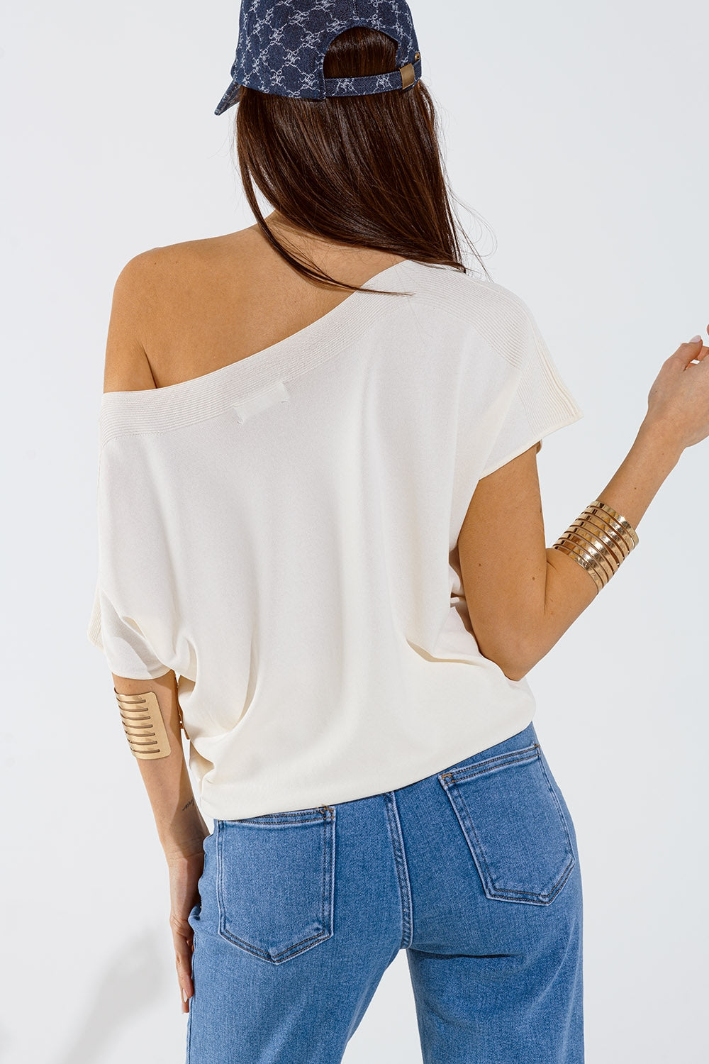 Pull décontracté à épaulettes de couleur crème