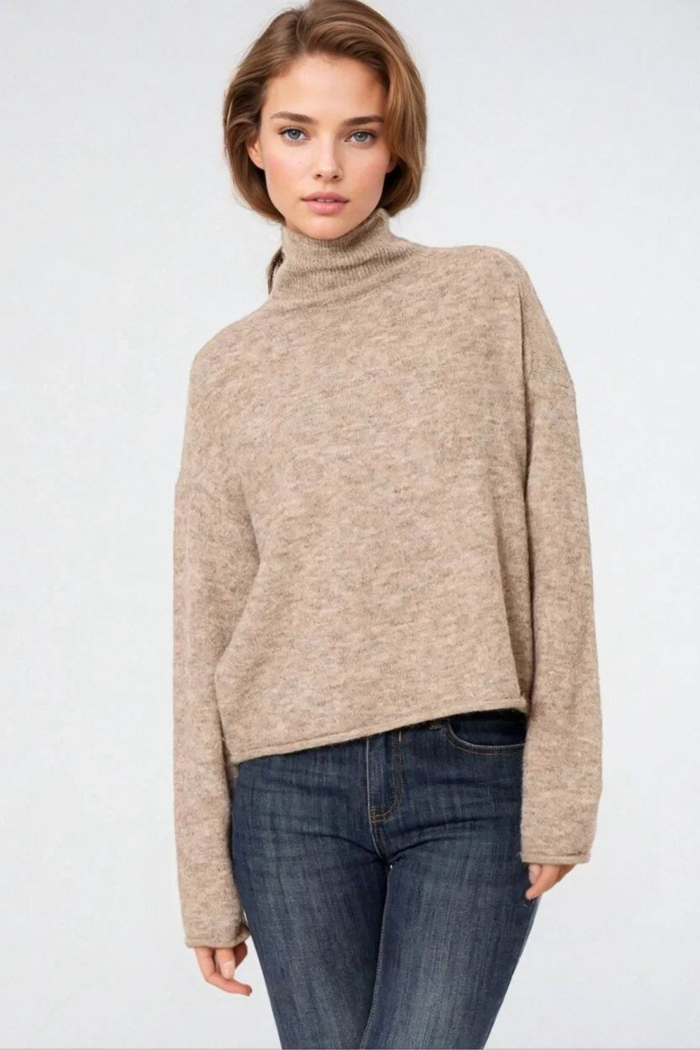 Q2 Pull décontracté beige en peluche à col montant