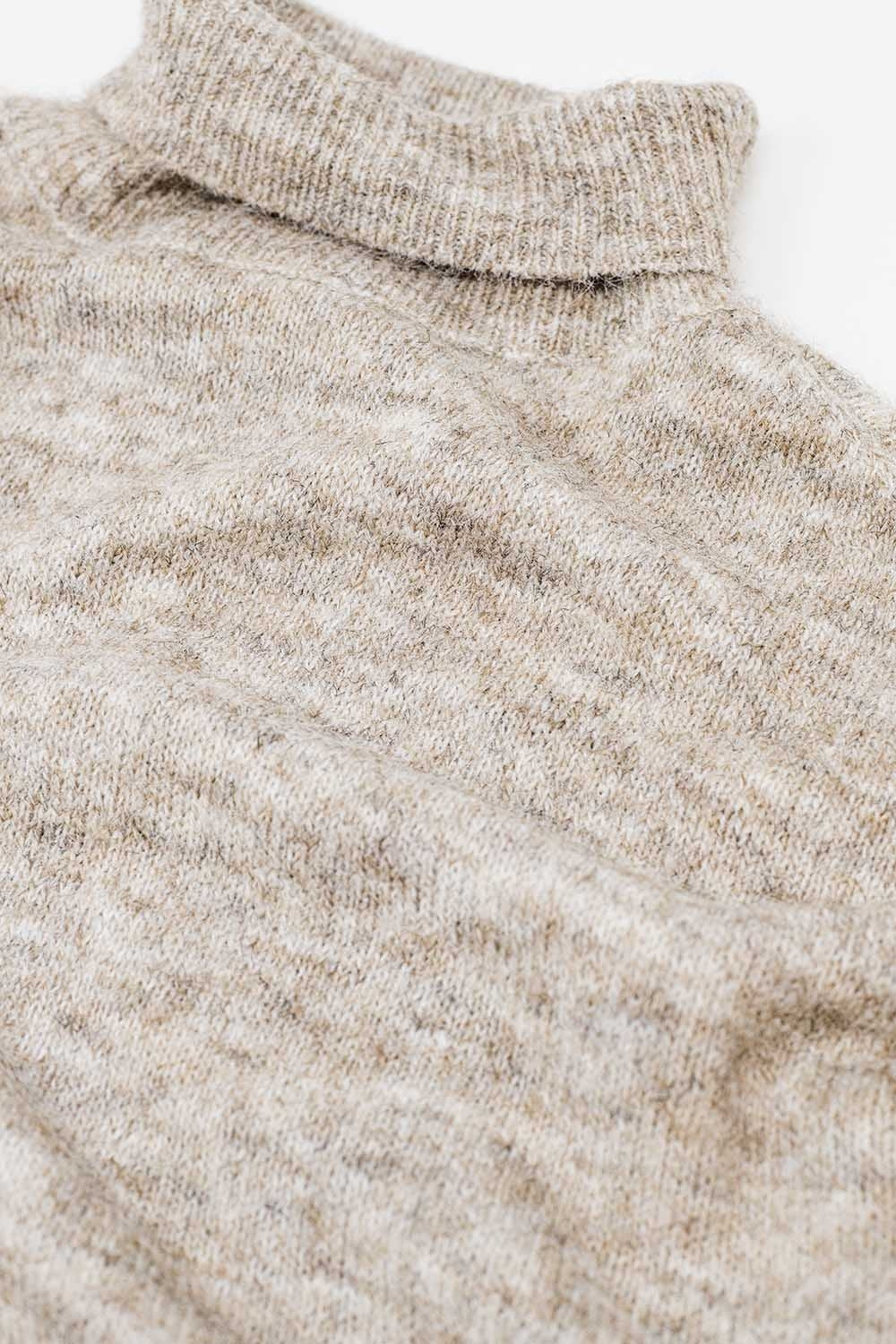 Pull décontracté beige en peluche à col montant