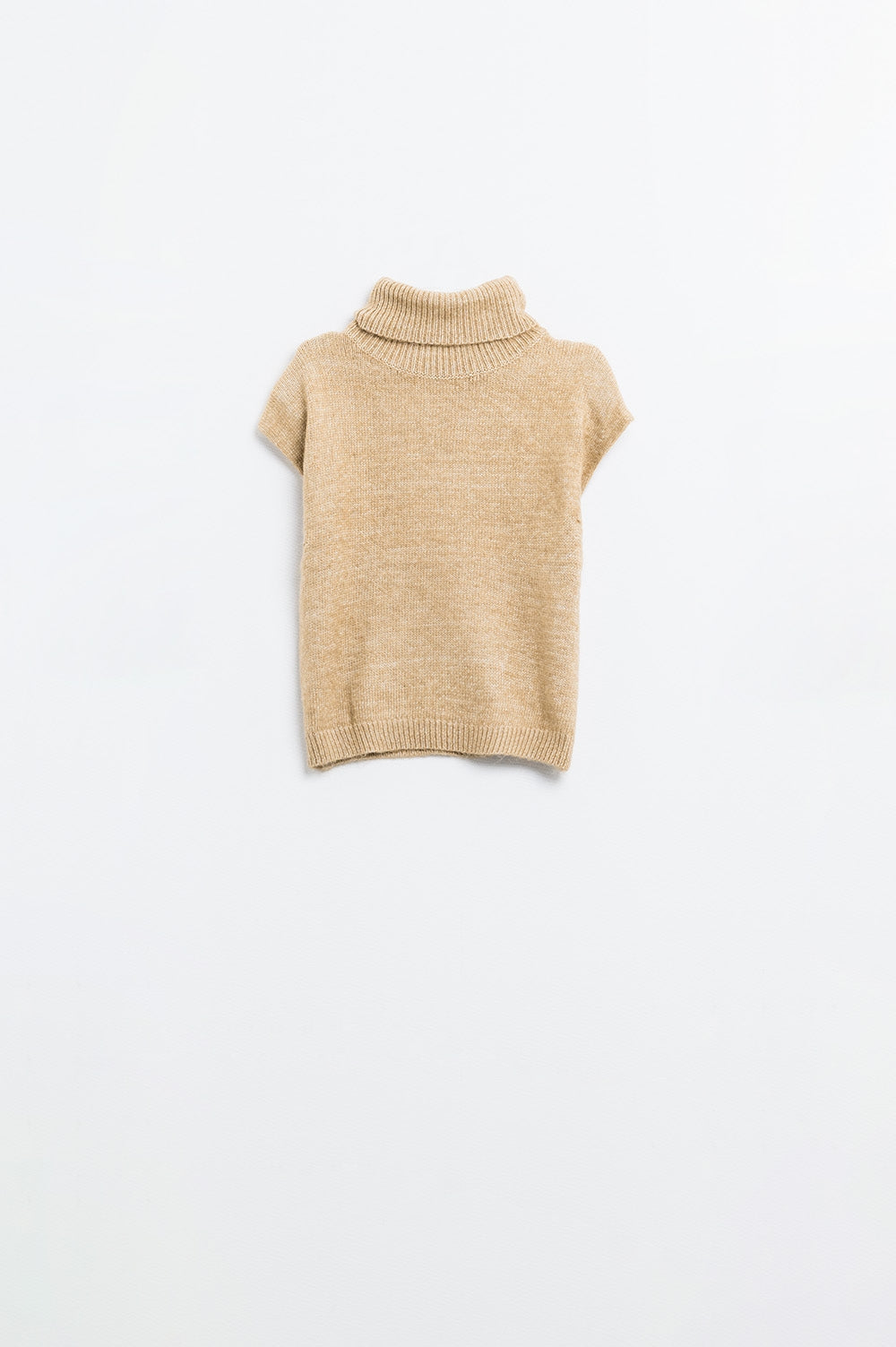 Pull douillet sans manches à col roulé en camel