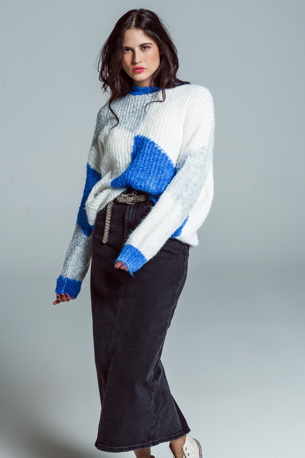 Pull oversize color block en côtes chunky bleues et blanches