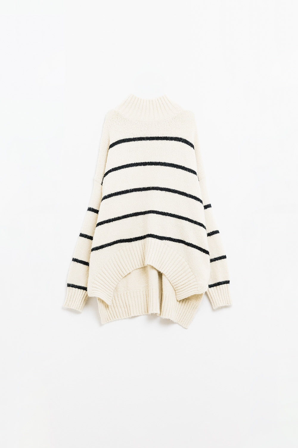 Pull oversize crème à rayures noires