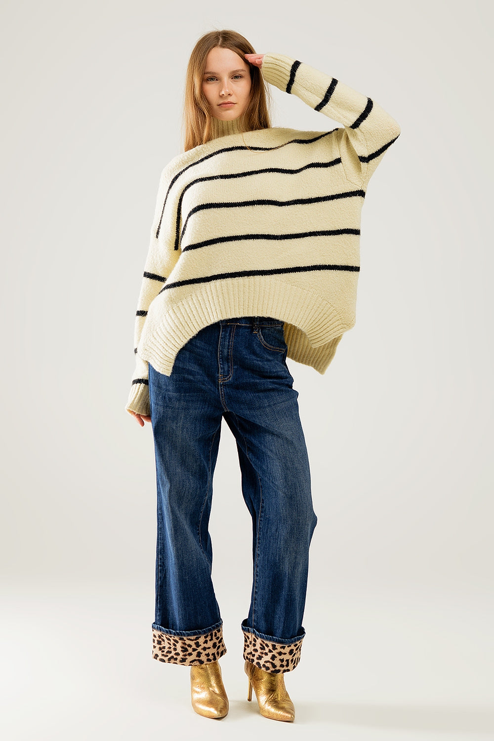 Pull oversize crème à rayures noires
