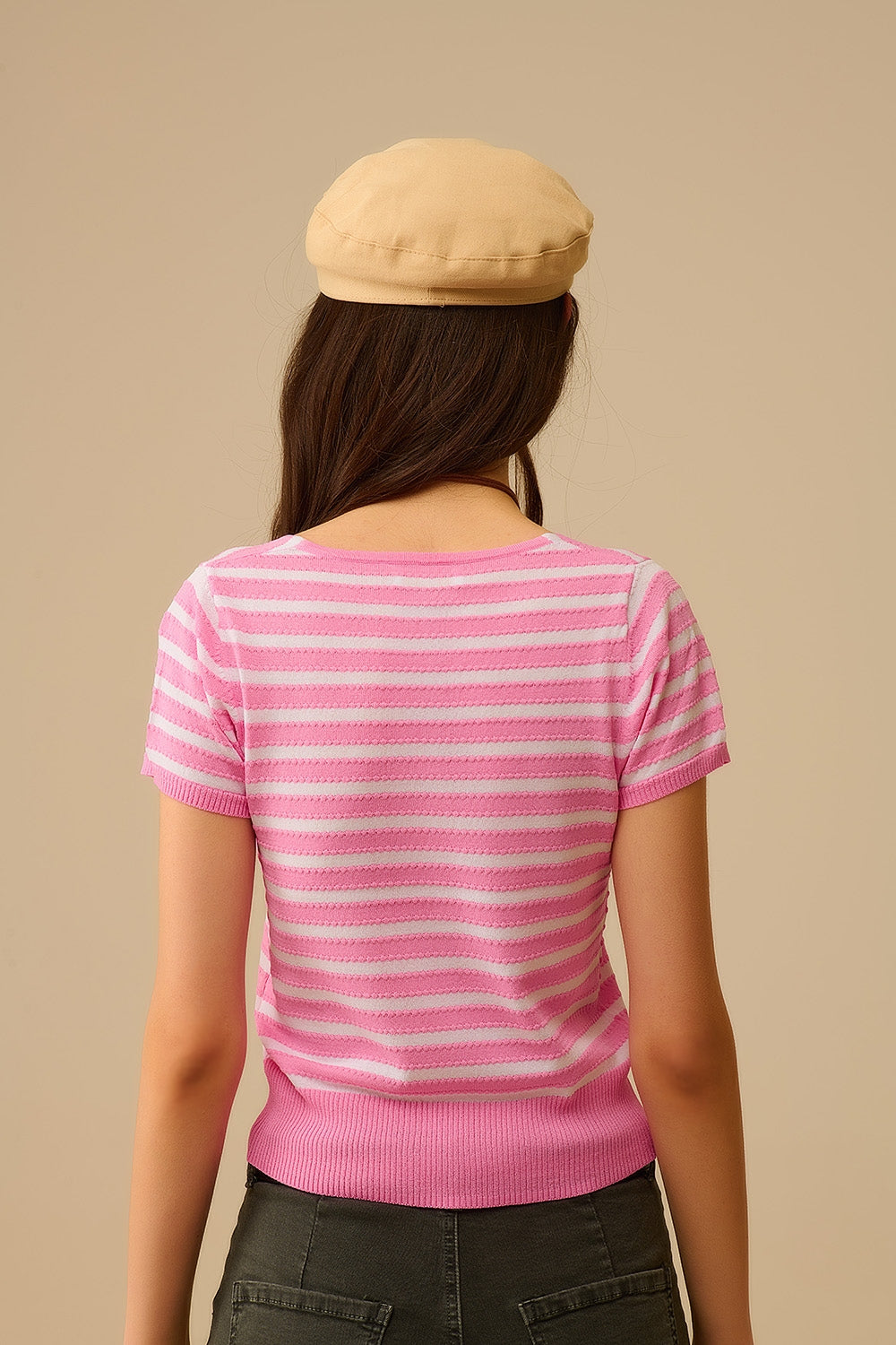 Pull rayé à encolure carrée rose et blanc