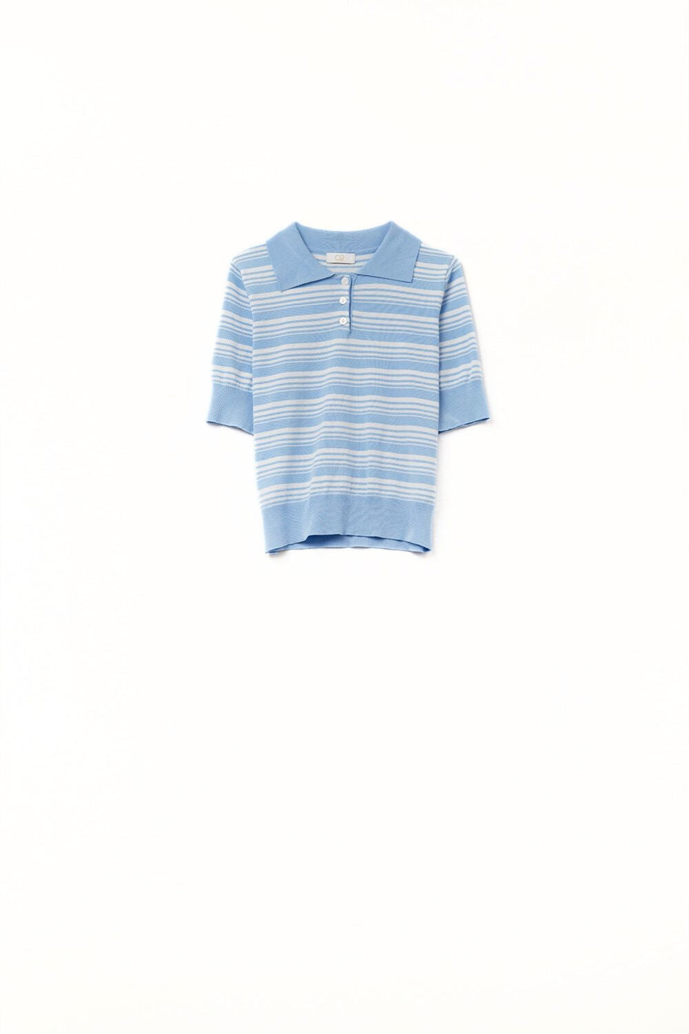 Q2 Pull rayé beige et bleu à col polo