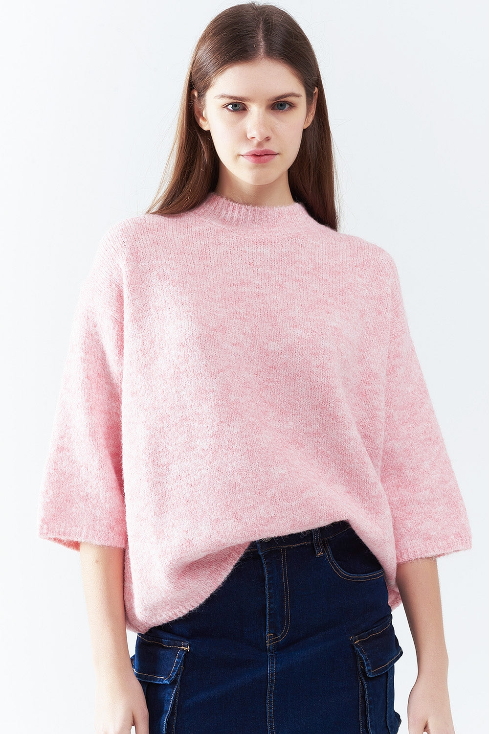 Pull rose duveteux à manches trois-quarts et col rond