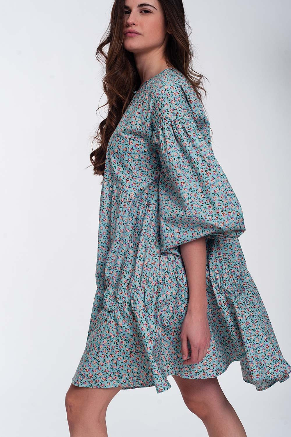 Robe babydoll courte à manches bouffantes et ourlet à basque - Motif fleuri