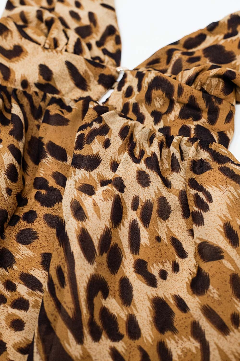 Robe BabyDoll en mousseline de soie dos nu imprimé léopard