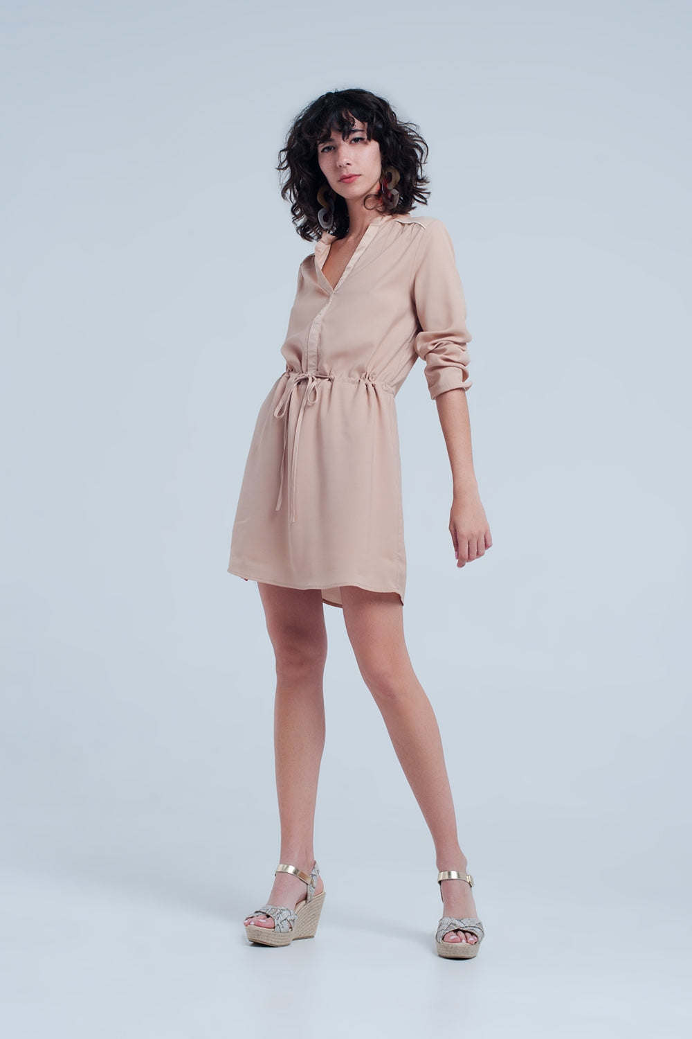 Robe Beige chemise courte à nouer à la taille