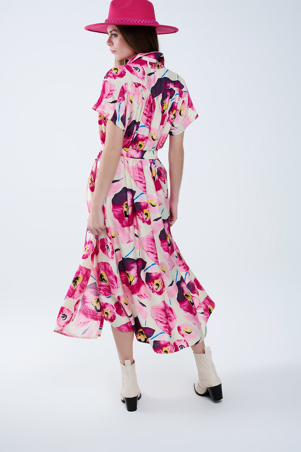 Robe chemise boutonnée à imprimé floral fuchsia