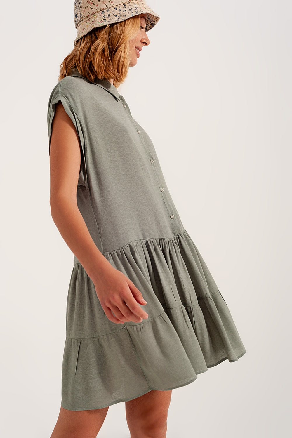 Robe chemise courte à volants verte