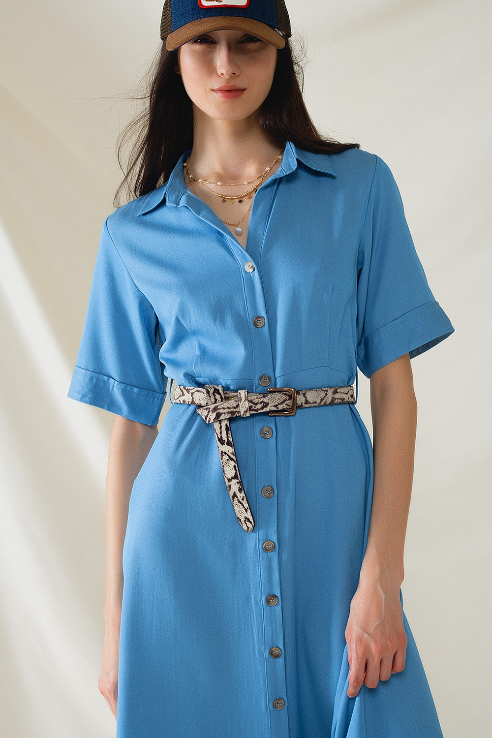 Robe chemise longue bleue à col polo
