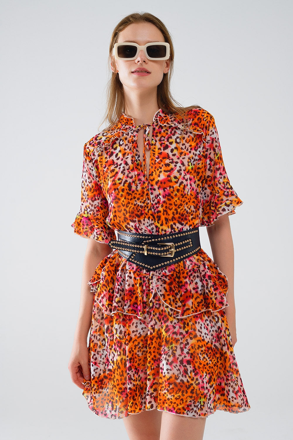 Robe courte à imprimé animalier en orange et blanc