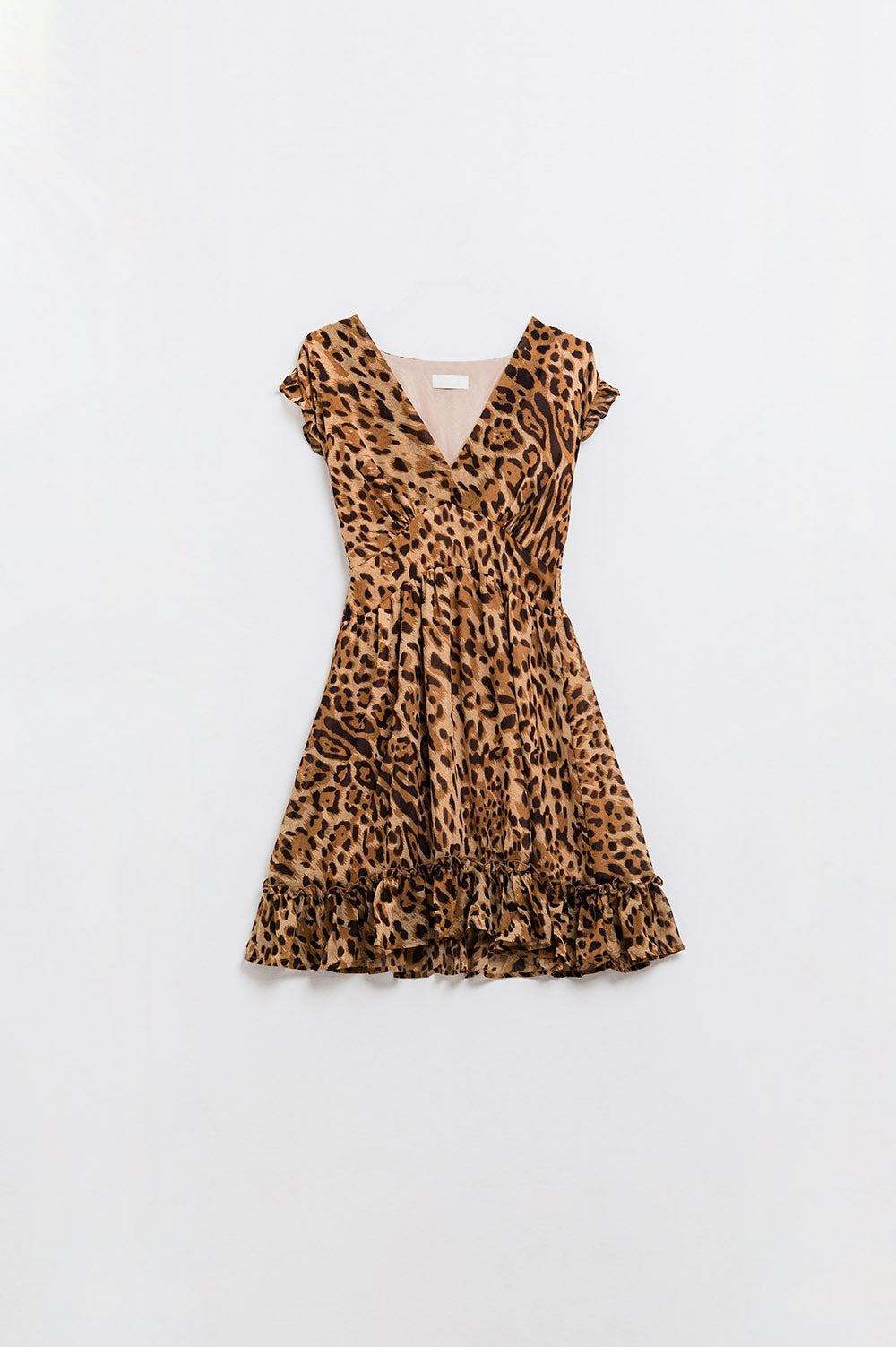 Robe courte à imprimé léopard et taille cintrée