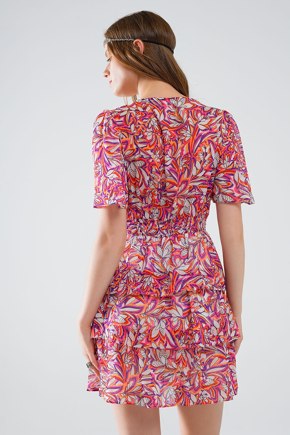 Robe courte multicolore à imprimé floral et à motif froncé