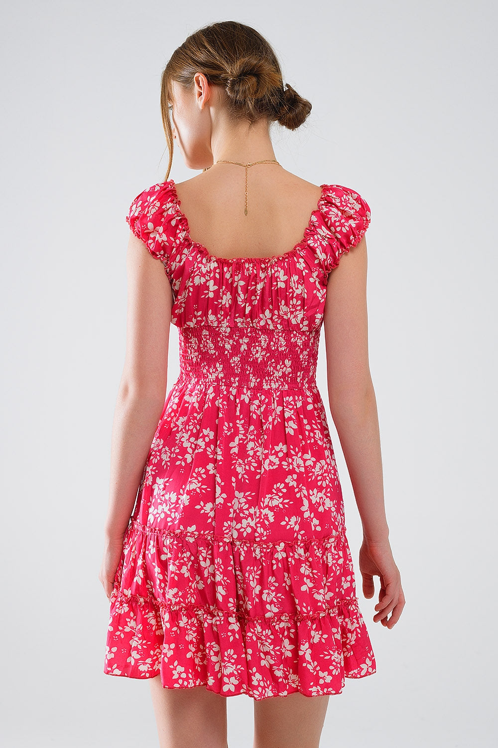 Robe courte rouge à imprimé floral blanc et taille élastique
