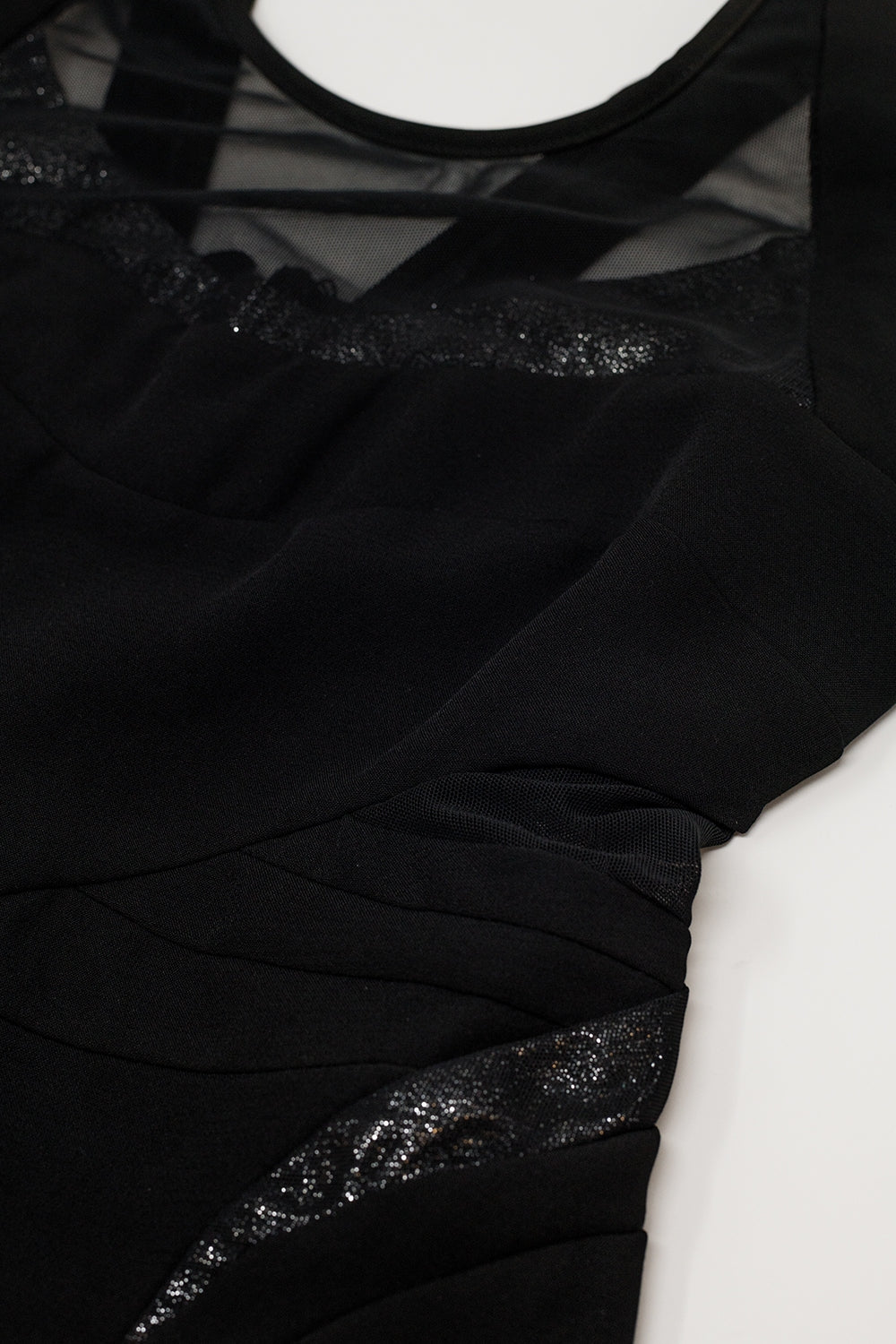 robe crayon noire avec empiècement en maille