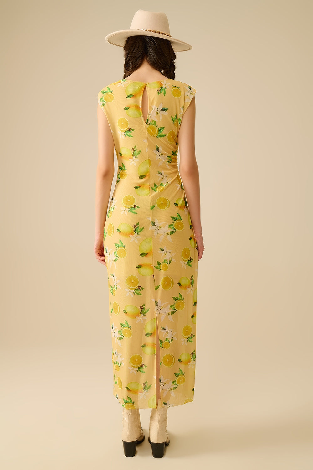 Robe en tulle avec volant sur le côté imprimé jaune citron