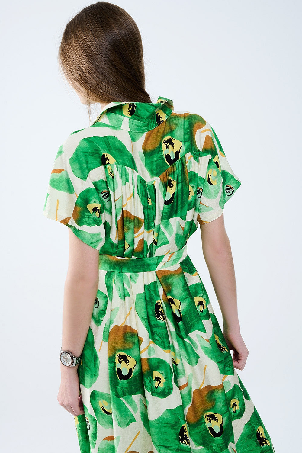 Robe florale Bliss dans des tons verts et chauds