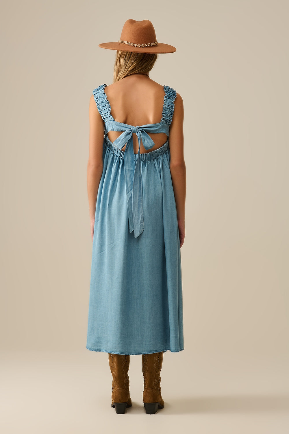 Robe longue à bretelles volantées en tissu tencel bleu clair