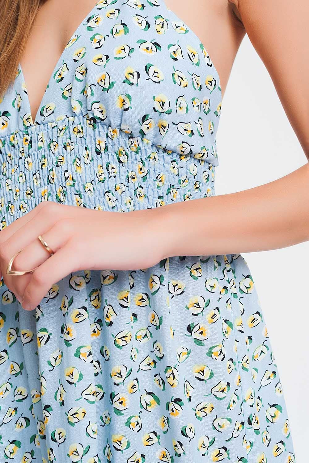 Robe longue à dos ouvert bleu fleuri