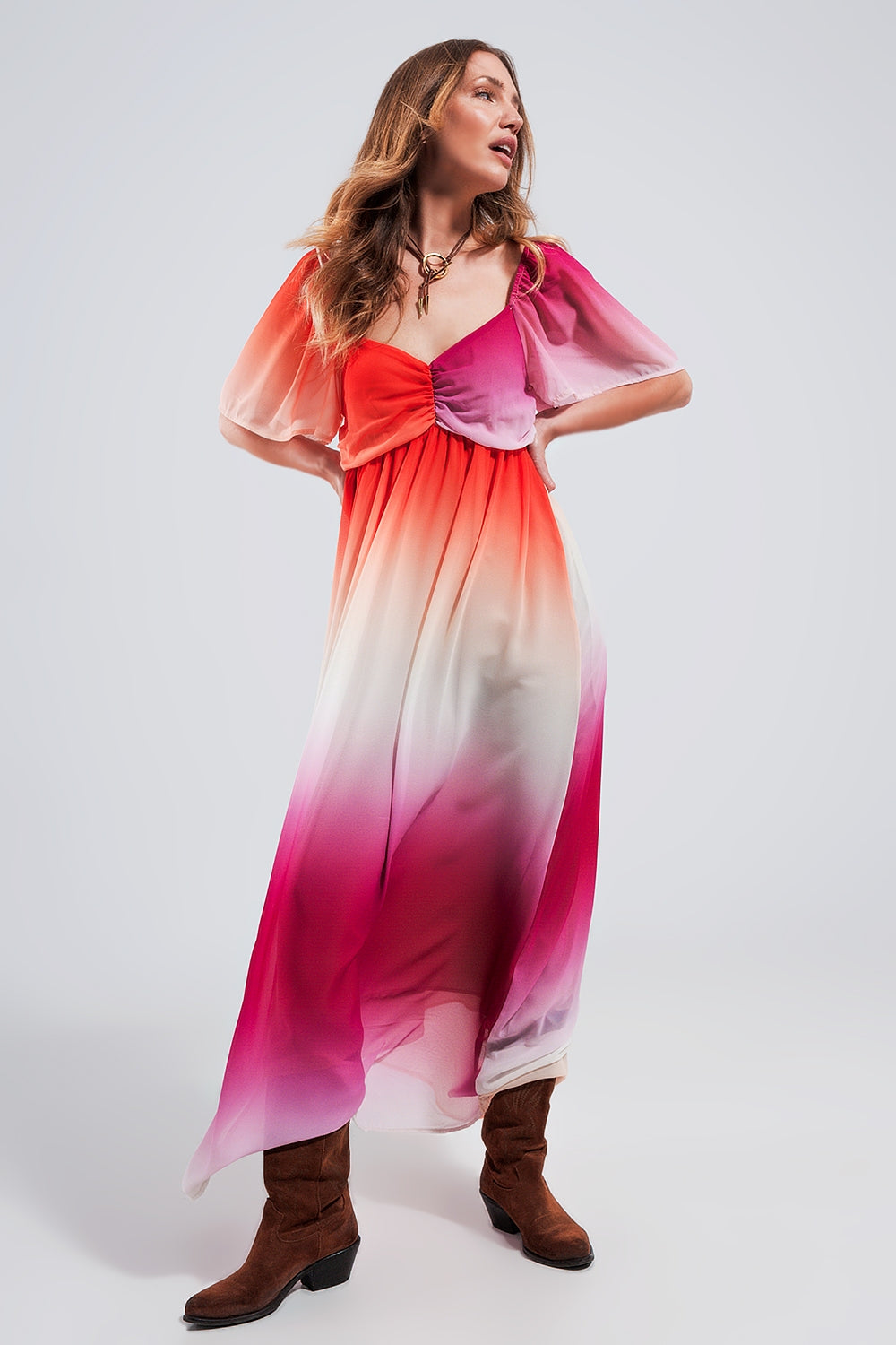 Robe longue à effet dégradé avec encolure cœur fuchsia