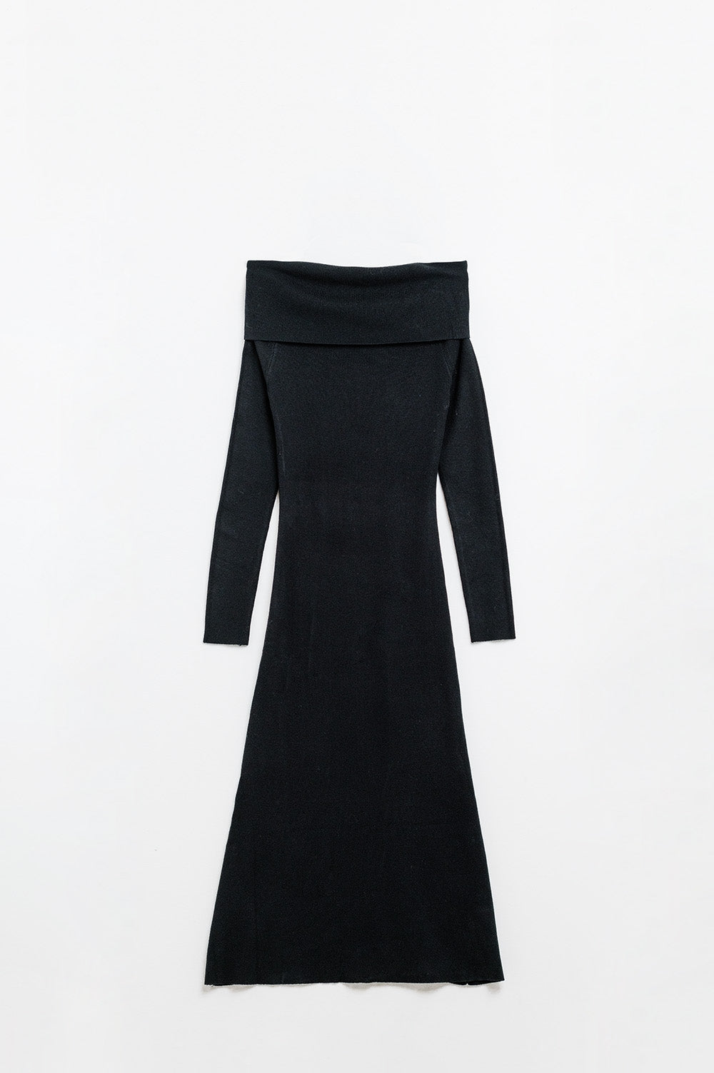 Robe longue à larges bretelles en maille noir