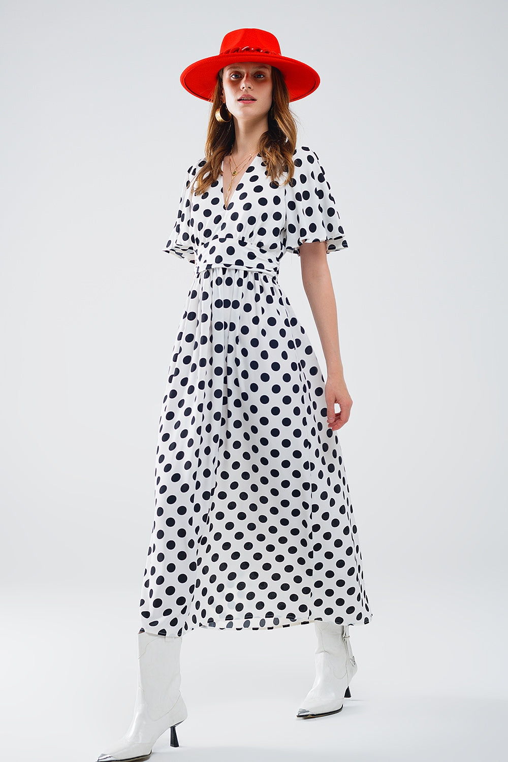Robe longue à pois avec dos ouvert