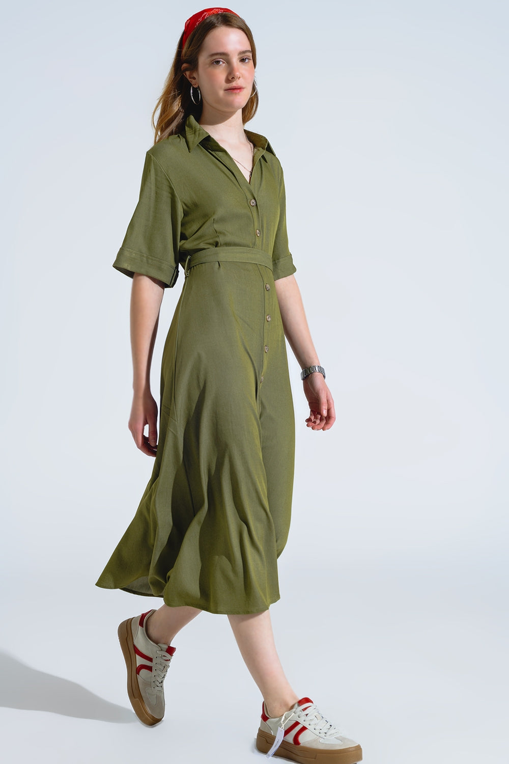 Robe longue chemise verte à col polo