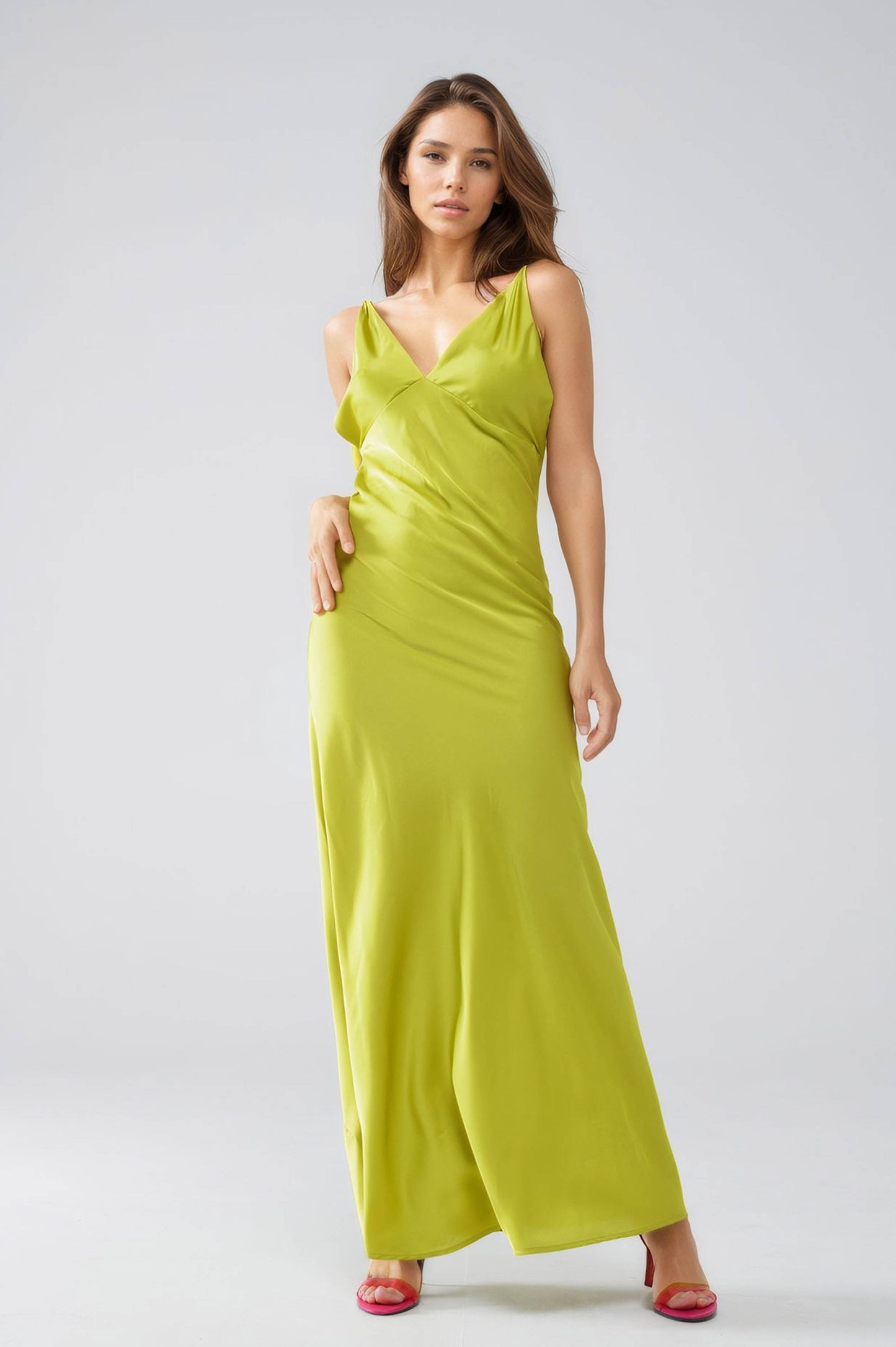 Q2 Robe longue en satin avec bretelles spaghetti en vert lime