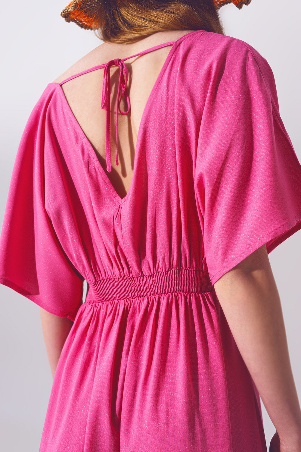robe longue et cintree a la taille rose